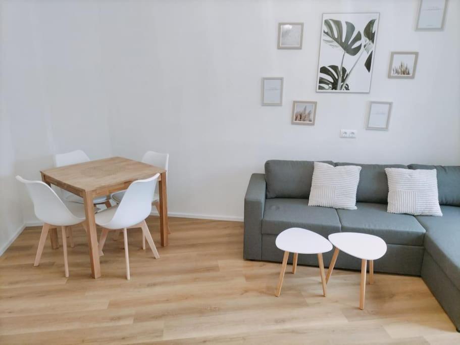 Ferienwohnung Luitpold 1 Меминген Екстериор снимка